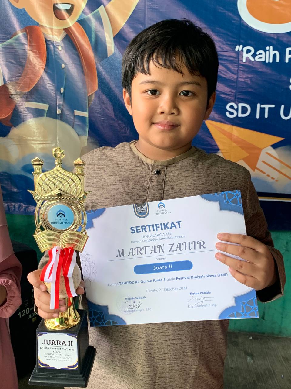 Siswa Berprestasi SDIT Uswatun Hasanah