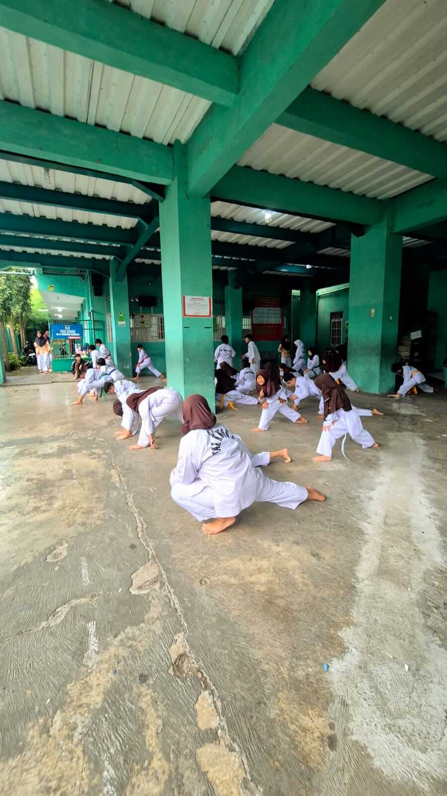 SDIT Uswatun Hasanah Cimahi SDIT Uswatun Hasanah Cimahi